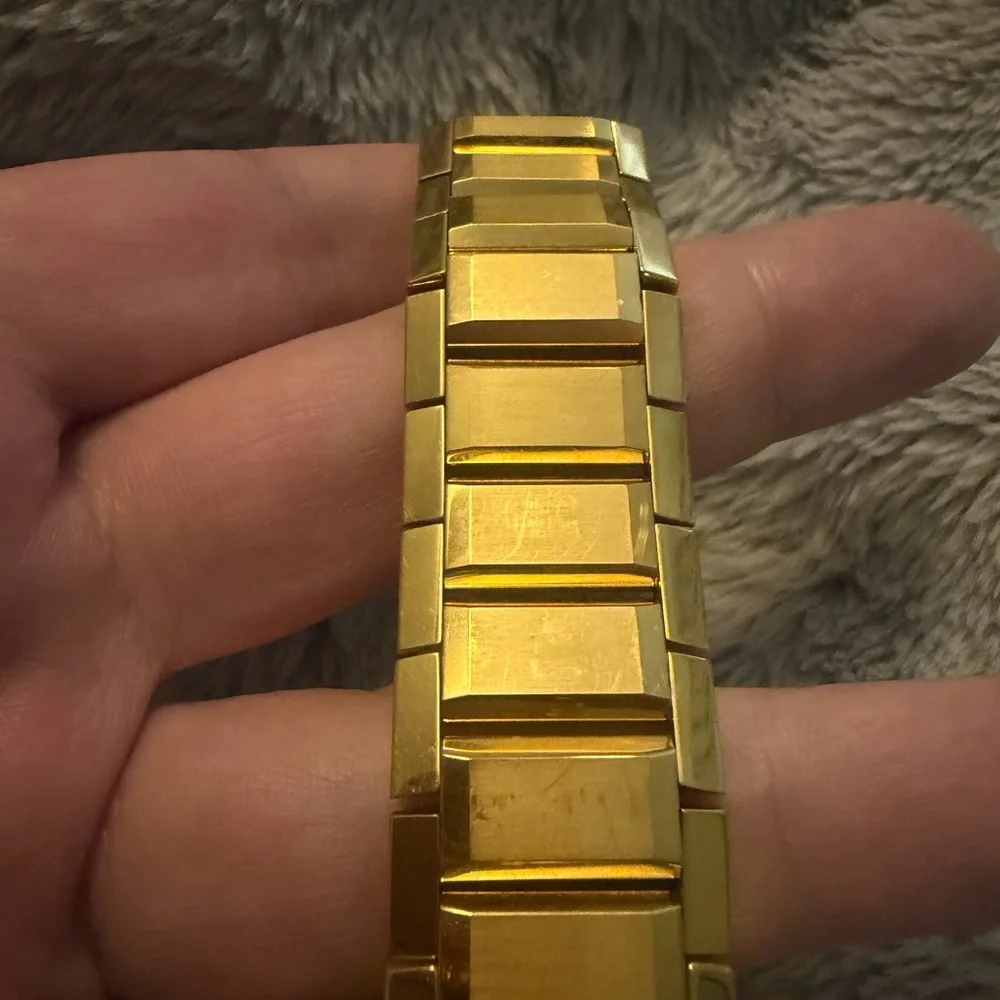 Movado
Men's Swiss Sapphire Gold-Tone PVD Stainless Steel Bracelet Watch 39mm - Picture 12 of 16